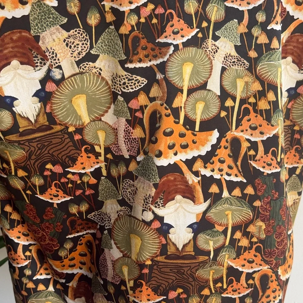 EARTHBOUND Trading Co. Mushroom & Gnome Button Up Shirt L - Picture 5 of 6